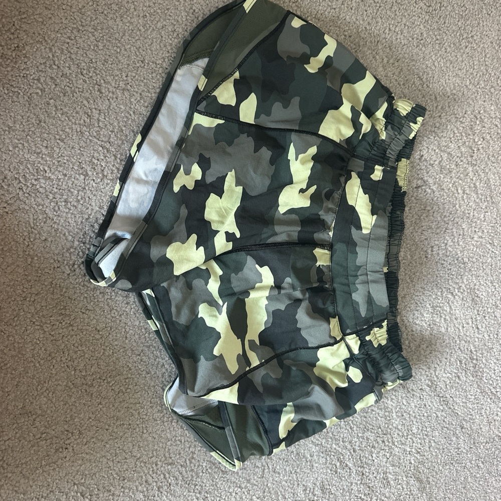 Lululemon hottyhots